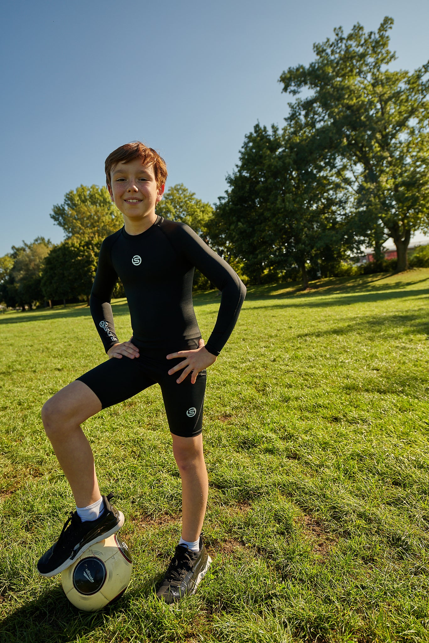 SKINS Youth Series-1 Half Tights - Black
